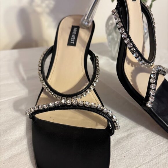 Nine West Black Shoes - size 8 - Picture 8 of 12